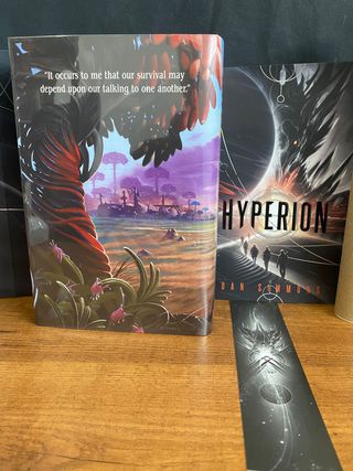 Hyperion  Broken Binding + Extras Dan Simmons