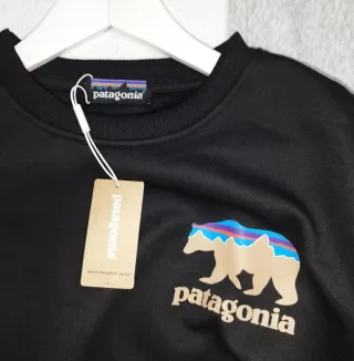 Sudadera Patagonia Negra Oso Montaña