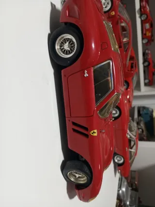 Ferrari GTO 1/18 Hot Wheels
