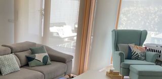 Estor enrollable translúcido blanco