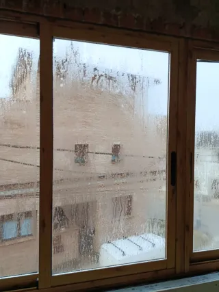 Ventana corredera PVC imitación madera