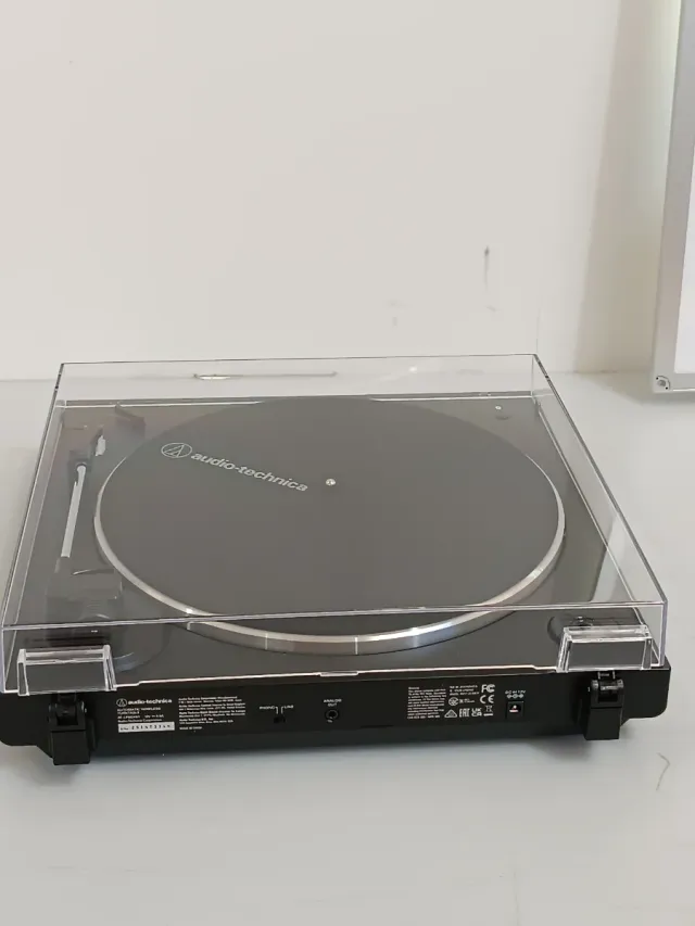 Tocadiscos Audio-Technica LP60XBT W16Y4140