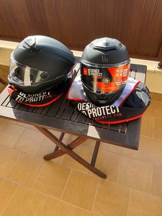 2 Cascos Moto MT Negro
