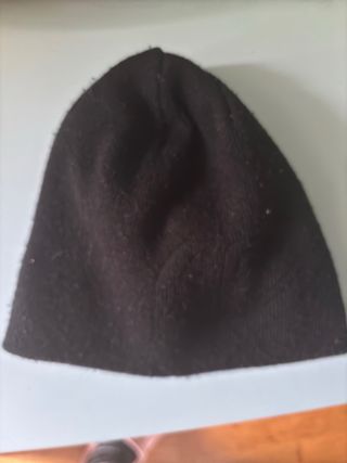 Gorro lana marca Quiksilver. Nuevo. negro y gris.