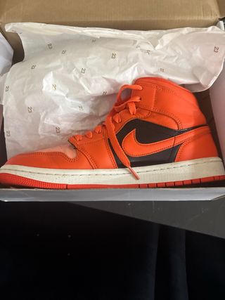 Scarpe Jordan 1 Mid SE Arancioni Nere