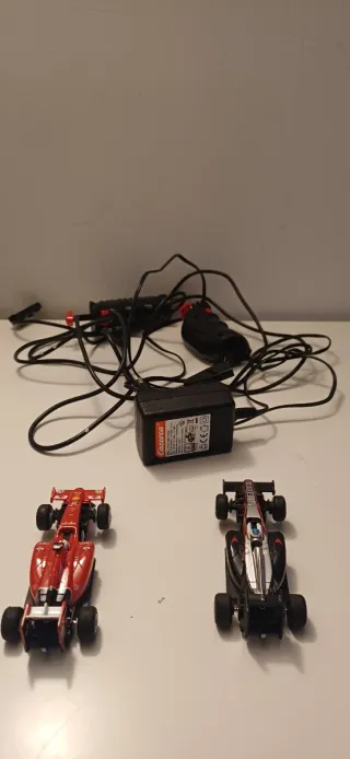 Scalextric Carrera GO! Coches y Mandos