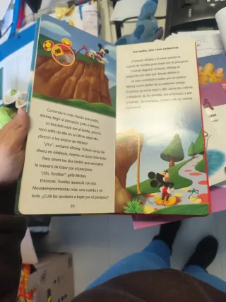 CASA DE MICKEY MOUSE CUENTOS PARA CRECER