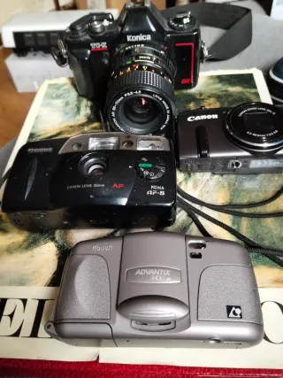 Lote Cámaras Konica, Canon, Kodak Vintage