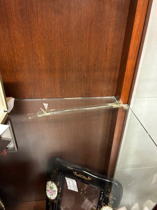 Vitrina 3 puertas madera y cristal