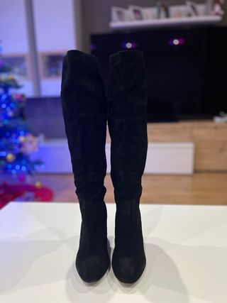 Botas altas de ante con cuña