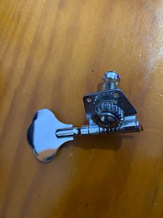 Clavijas para Bajo ( Fender )