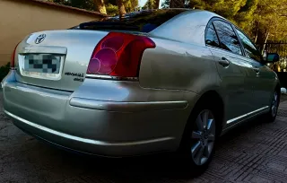 Toyota Avensis 2005