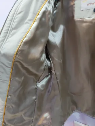 Chaqueta impermeable RENATTO beige talla 44