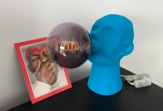 LÁMPARA CABEZA AZUL "ELECTRICO"  ILUMINACIÓN SPACE