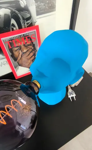 LÁMPARA CABEZA AZUL "ELECTRICO"  ILUMINACIÓN SPACE