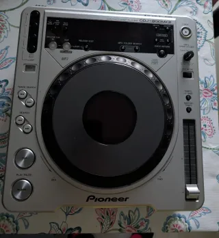 Coppia Lettori CD DJ Pioneer CDJ-800MK2