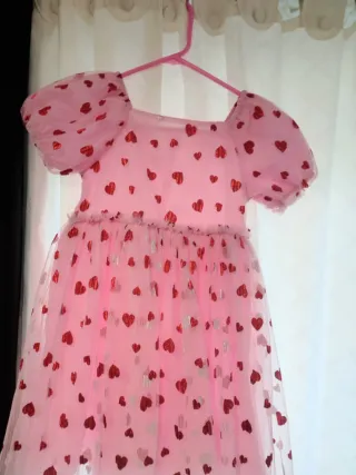 Vestido niña rosa corazones