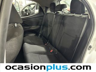 Toyota Yaris 120H Active Tech 85 kW (116 CV)