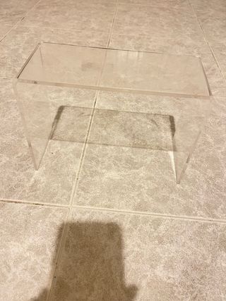 Espositore nero cilindrico