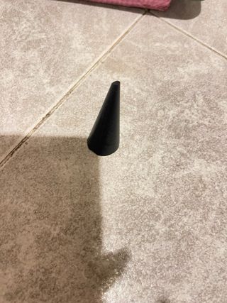 Espositore nero cilindrico