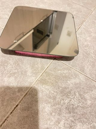 Espositore nero cilindrico