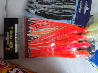 Señuelos de pesca Browning Squid Skirt