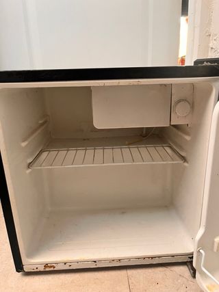 Mini Frigorífico Cecotec GrandCooler Negro