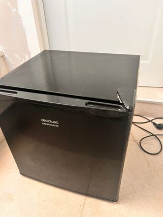 Mini Frigorífico Cecotec GrandCooler Negro