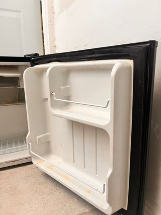 Mini Frigorífico Cecotec GrandCooler Negro