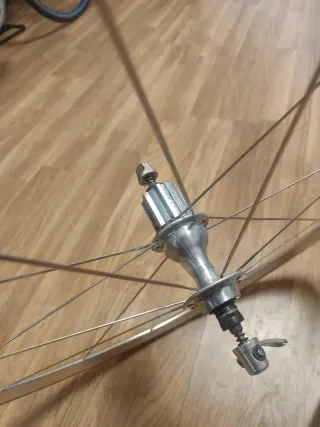Ruedas Campagnolo Shamal cubierta