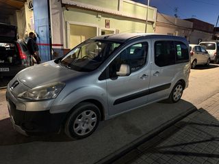 Peugeot Partner 2012