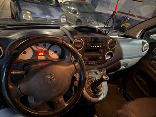 Peugeot Partner 2012