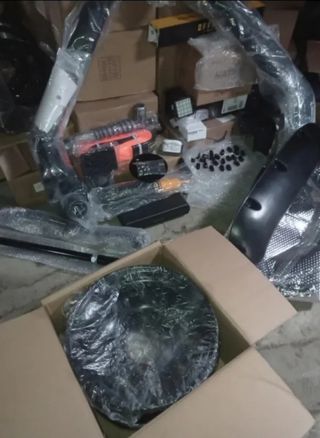 Compresor Aire Bicilíndrico 300L/Min 12V Rojo