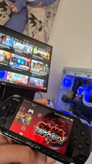 Lote PSP 3004 Negra + 25 Juegos