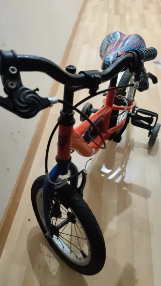 Bicicleta infantil 14 roja y azul