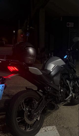 Zontes Z2 125 LCD con extras y garantía