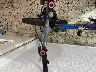 Bicicleta de Montaña Morada y Azul