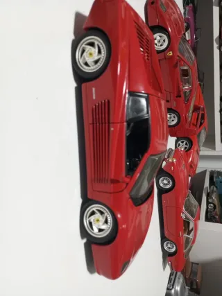 Ferrari F512M Testarossa 1/18 Hot Wheels