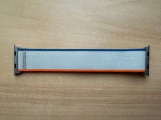 Apple Watch ULTRA 49mm Orange/Beige Trail Loop S/M