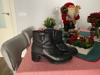 Botines piel negros talla 38