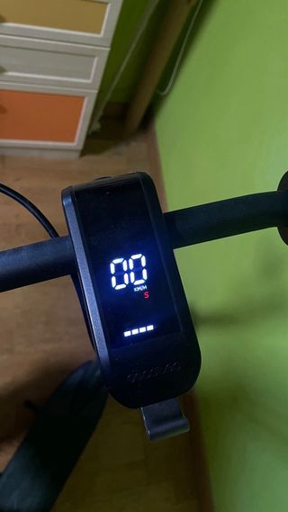 Patinete Cecotec Bongo M40 XL + Casco + Cargador