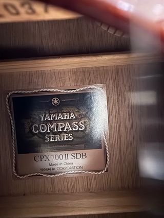 Guitarra Acústica Yamaha CPX 700 II SDB