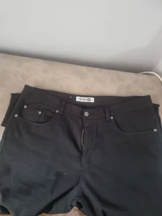 Pantalón vaquero negro hombre