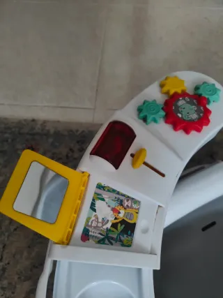 Asiento y elevador Infantino 3 en 1