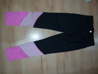Pantalón deportivo elástico negro y rosa