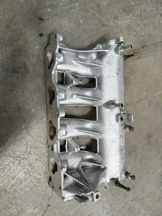 Colector Admisión Renault 2.0 16v Turbo