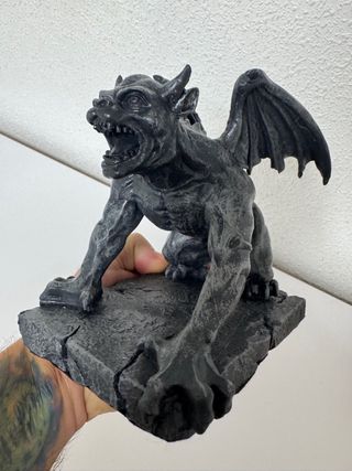 GRAN FIGURA GÁRGOLA GÓTICA PIEDRA ARTIFICIAL 800gr