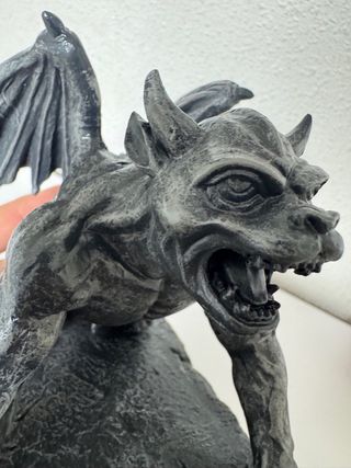 GRAN FIGURA GÁRGOLA GÓTICA PIEDRA ARTIFICIAL 800gr