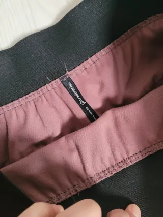 Falda de fiesta con plumas