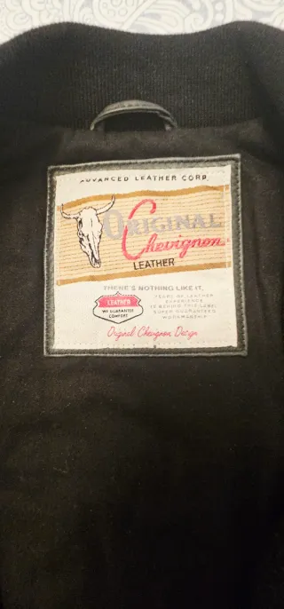 Cazadora Chevignon Negra y Gris